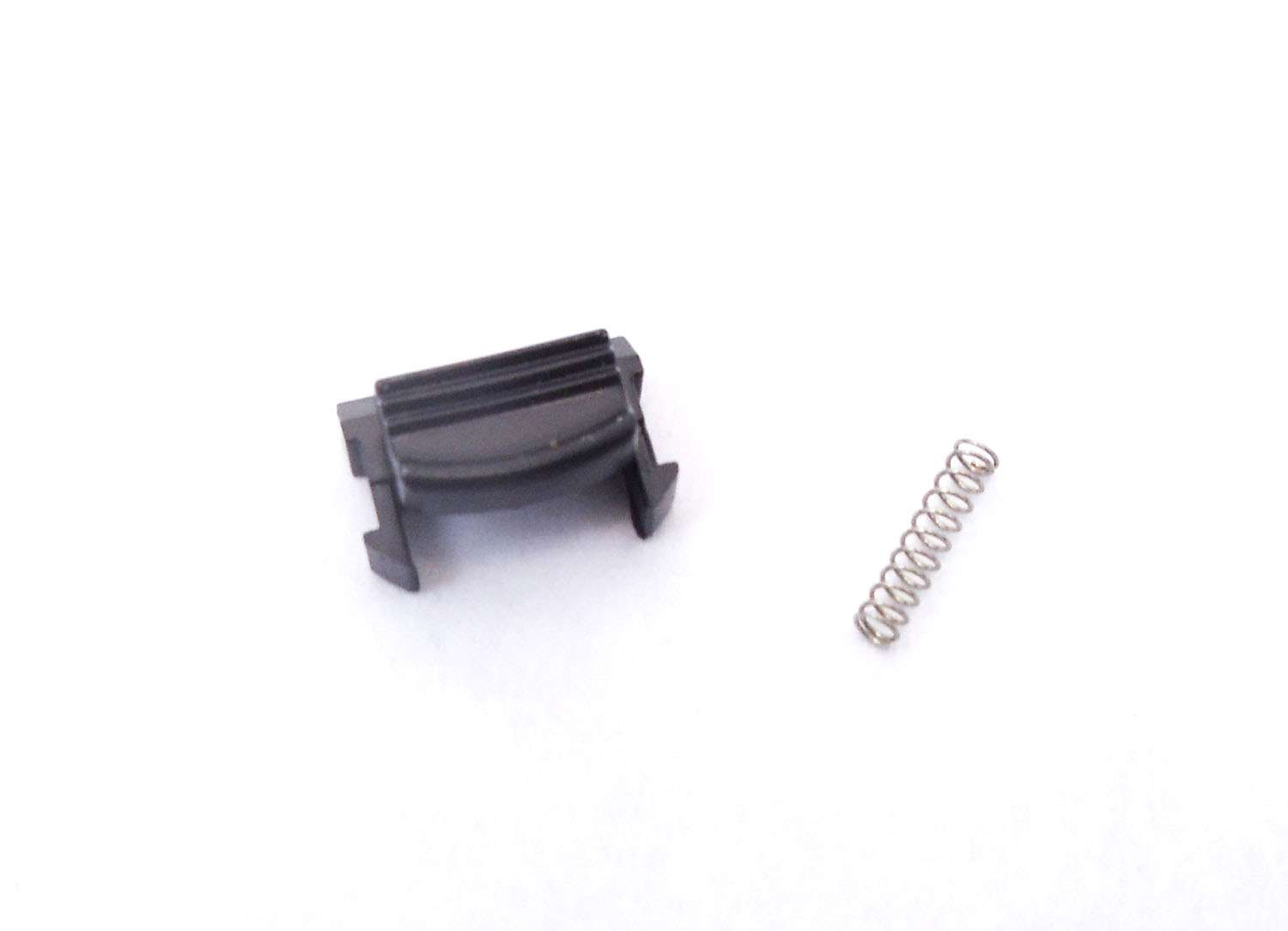 REPLACEMENT BATTERY LATCH FOR BLACKBOX RADIOS