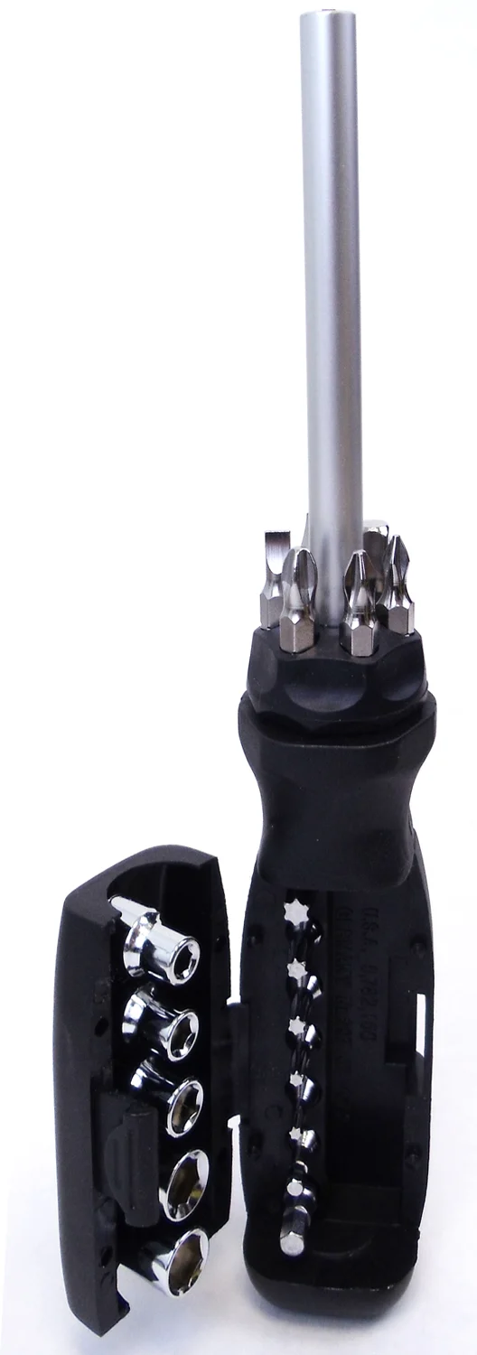 20 INCH  SCREWDRIVER WITH 5 BITS, 7 TORX & 5 SOCKETS